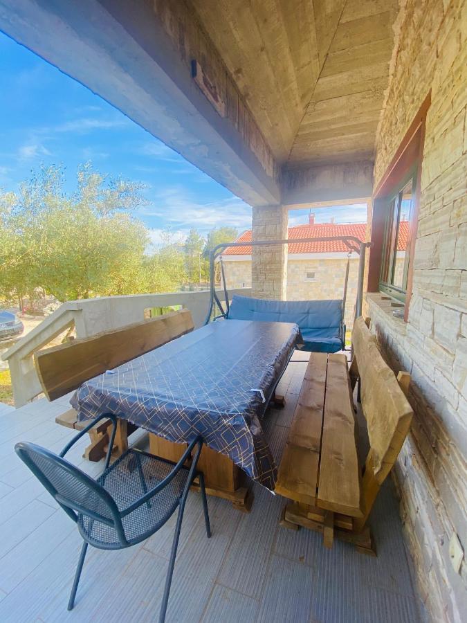 Apartmani Janja Стариград-Пакленица Экстерьер фото