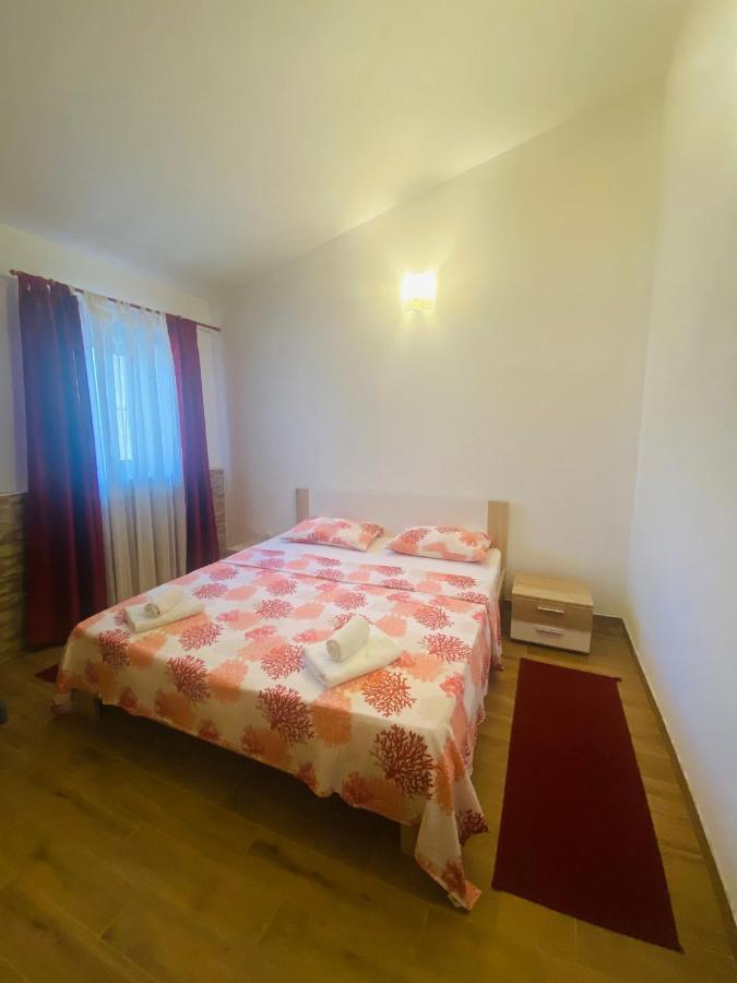 Apartmani Janja Стариград-Пакленица Экстерьер фото